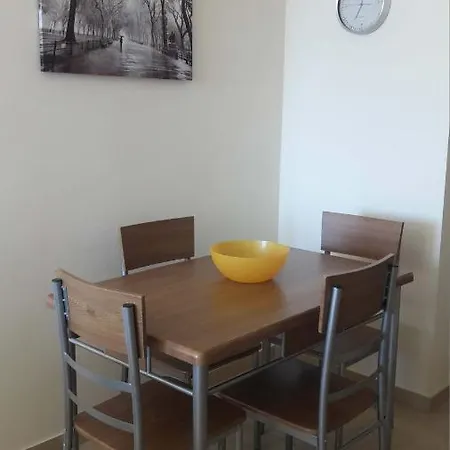 Gioula Holiday Apartamento