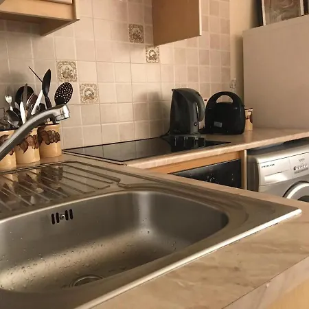 Gioula Holiday Apartment